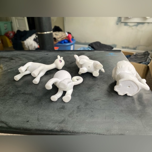 Crayola Lot 4 White Flocked Velvety Lion Giraffe Elephant & Monkey Play Animals - Picture 11 of 11